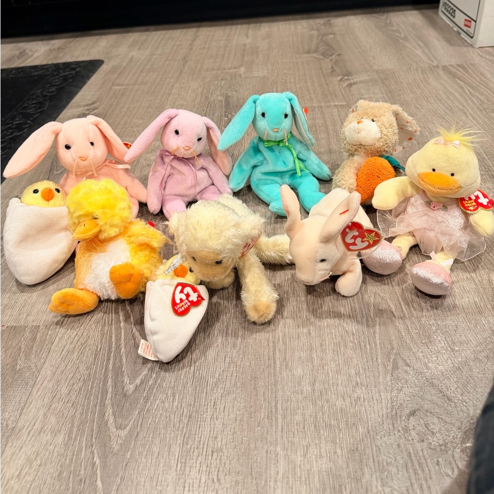 Lot Of 9 TY Beanie Babies, Basket Beanie Bunny Rabbits, Ducks Lamb